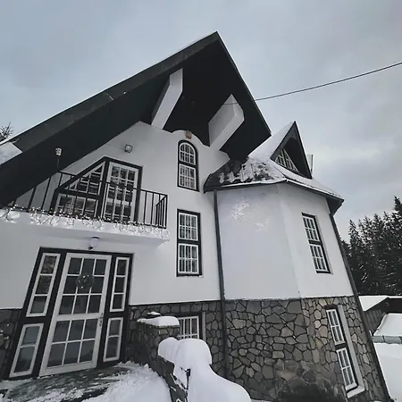 Pine Peak * Predeal