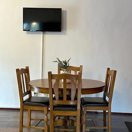 Apartment Pine Peak *