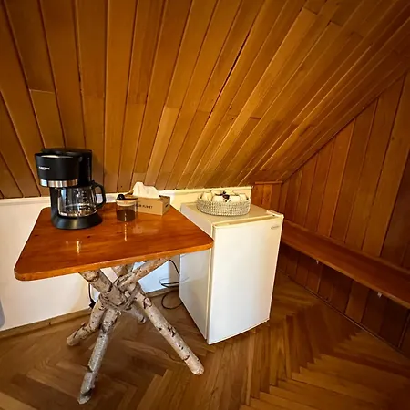 Apartment Pine Peak Predeal