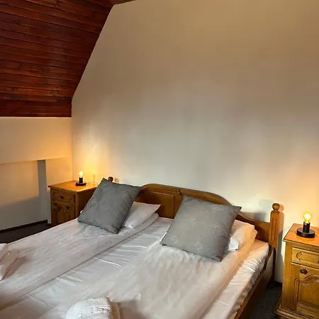 Apartment Pine Peak Predeal